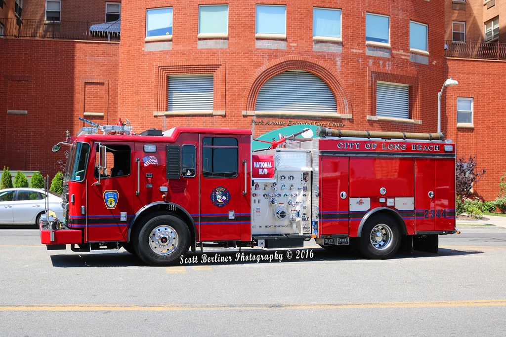 LONG BEACH, NY FIRE DEPARTMENT ENGINE 44 Scott Berliner Flickr