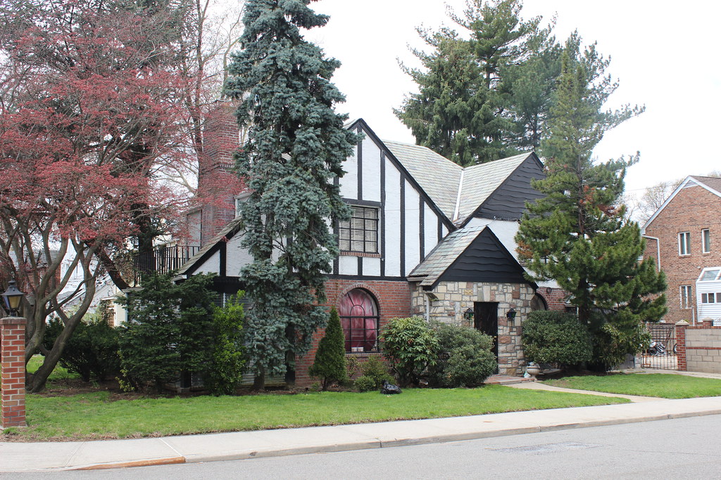 Count Basie House, St. Albans Medieval Revival House (1935… Flickr