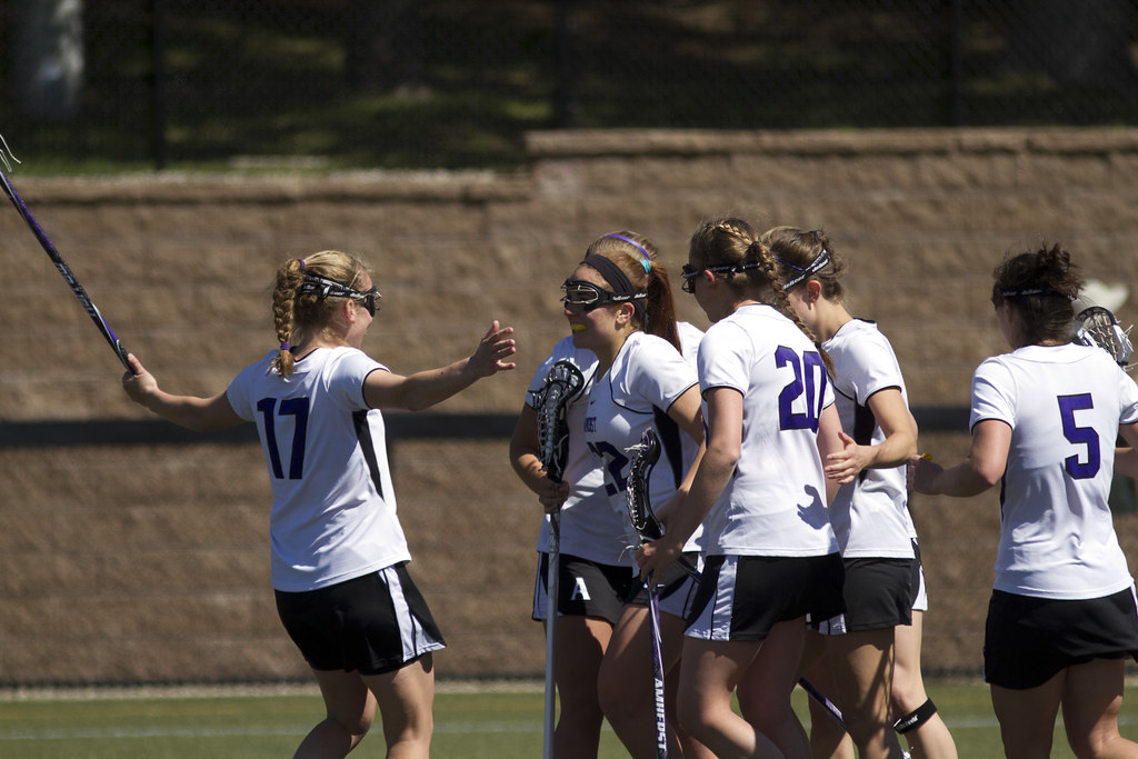 Women's Lacrosse Supports Friends of Jaclyn Photo by Chloe… Flickr
