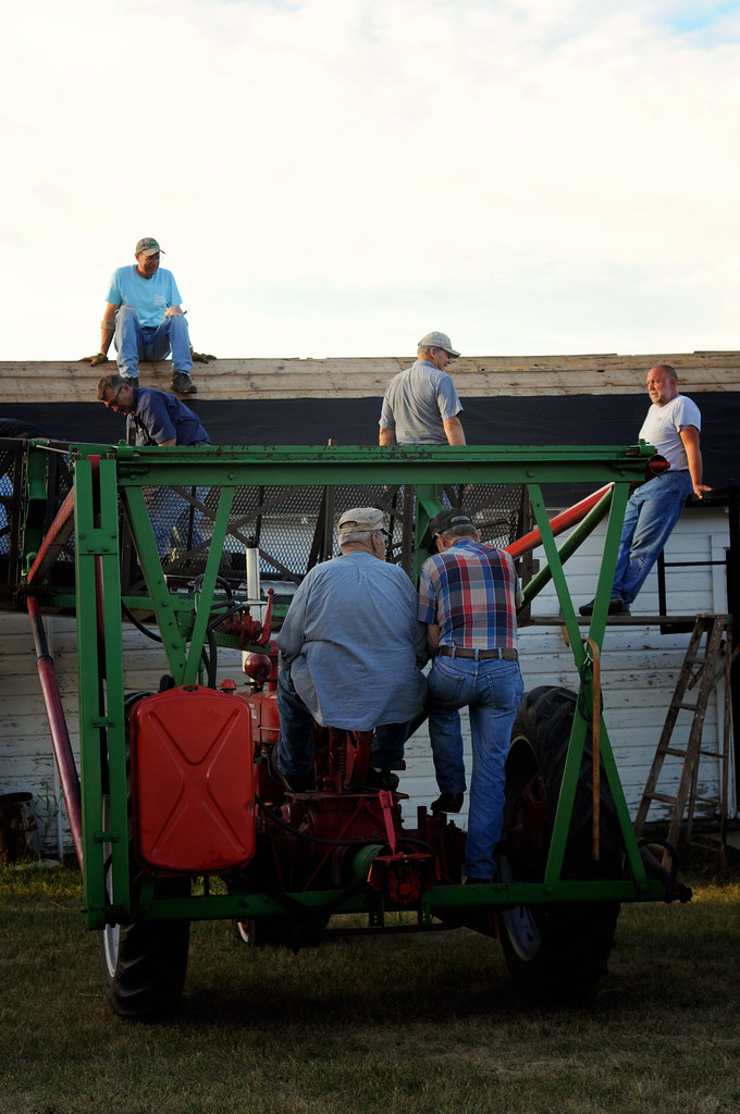 Work Night 706 Rosholt, SD Threshermen Flickr