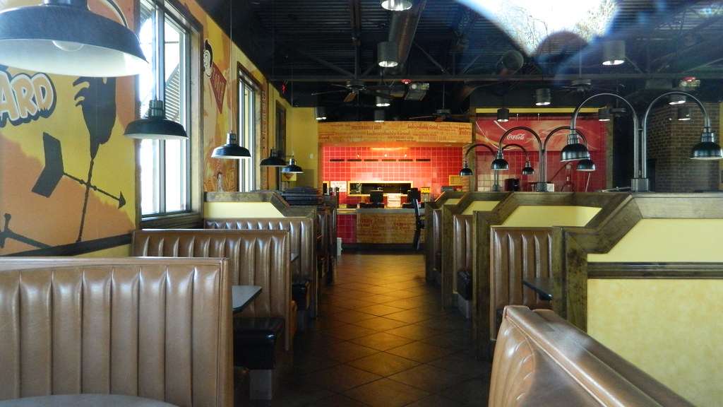 Zaxby's interior (closed) Zaxby's (closed) [3,917 square f… Flickr