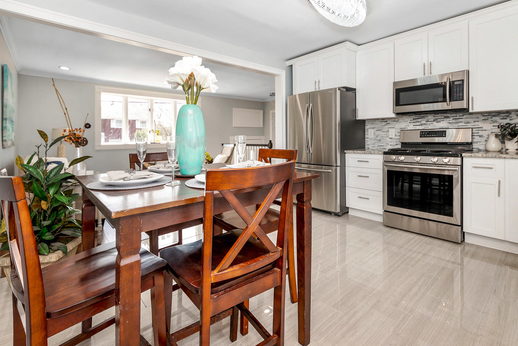 DSC_5480 52 Girard Ave, Somerset Stephen Harris Flickr