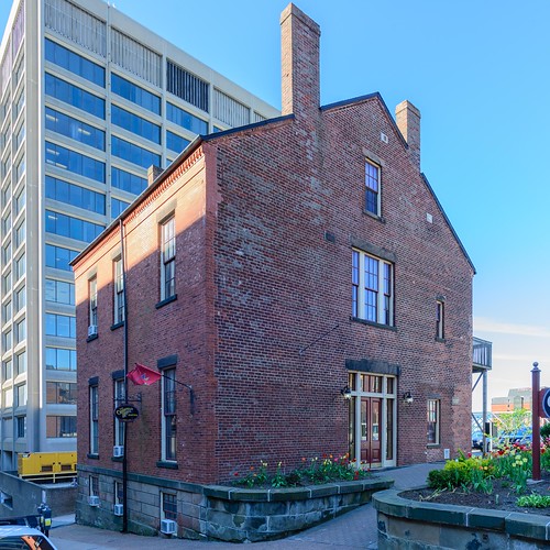 Chipman Hill Suites 9 Chipman Hill, Saint John, NB b 1857