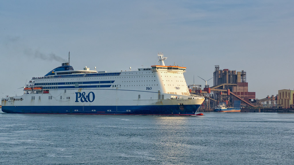 Ferry boat Pride of Hull Calandkanaal Port of Rotterda… Flickr
