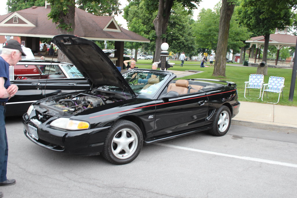 Akron Cruise Night Tbird night 055 Gary Swiatowy Flickr