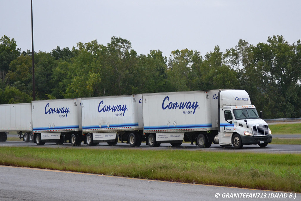 Conway Freight Freightliner Cascadia with Triples (3) Flickr