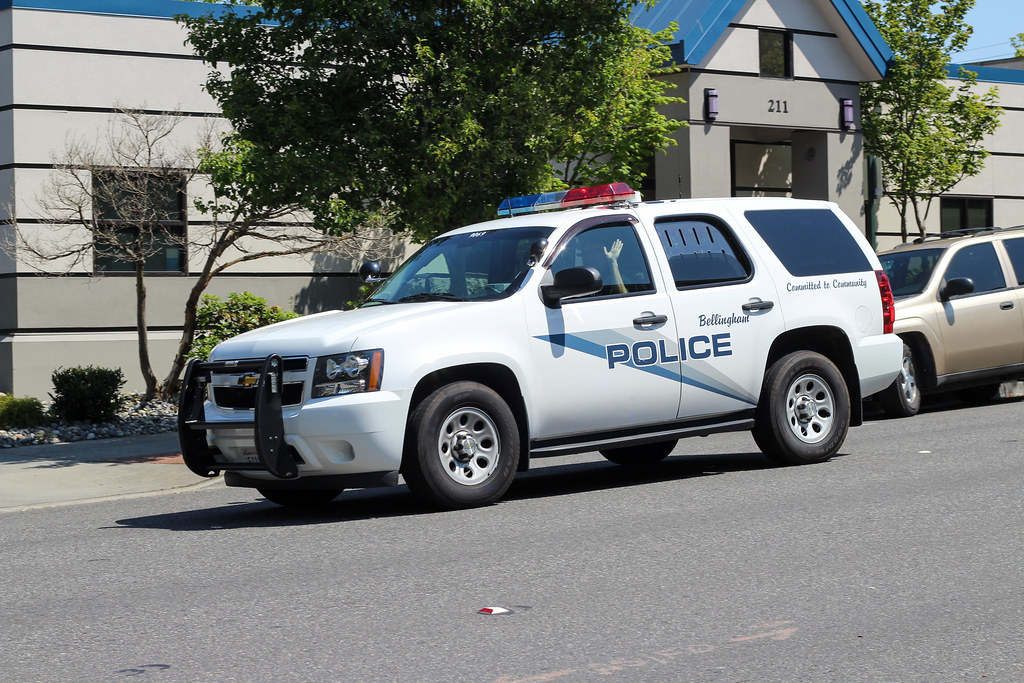Bellingham Police (9069) (Officer Waves) Alex Smith Flickr