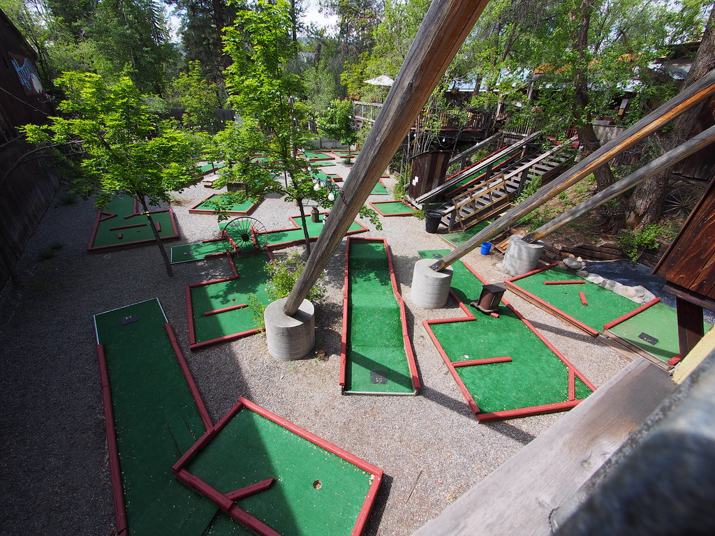 Winthrop A pretty sad, little minigolf course. Neil Hodges Flickr