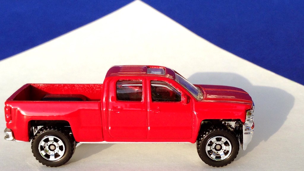 Matchbox Chevrolet Silverado (2014) RiveraNotario Flickr