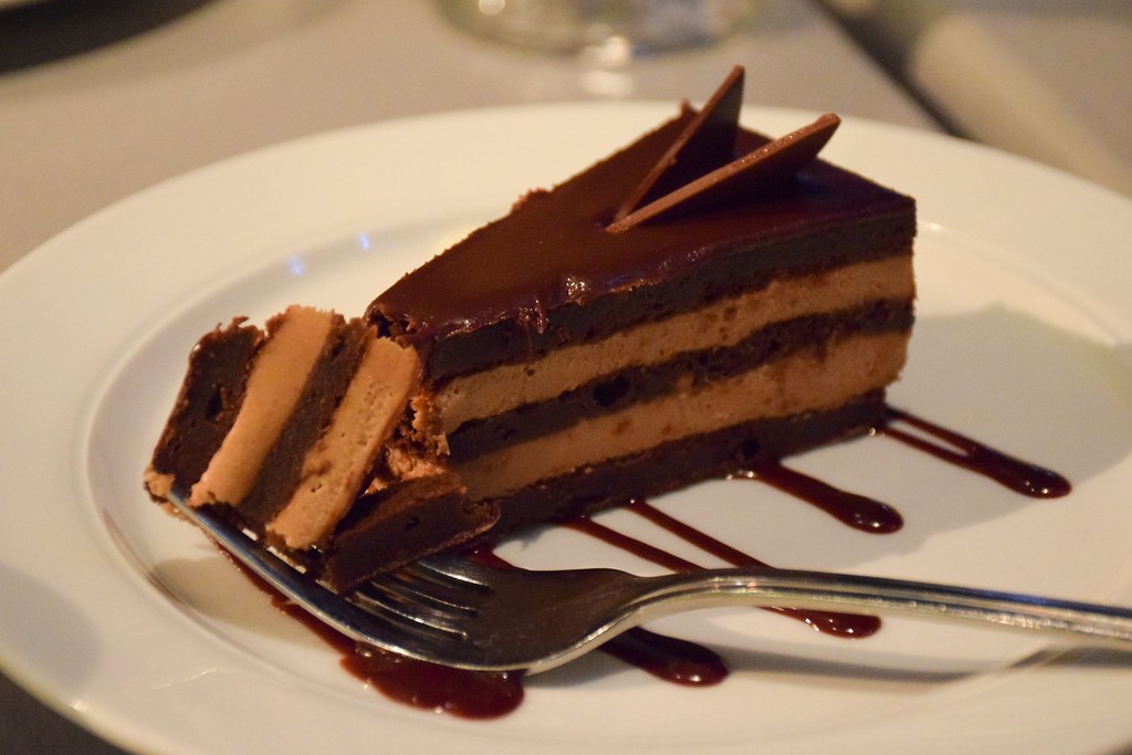 Lindt chocolate cake / Sydney / Australia Erika Flickr