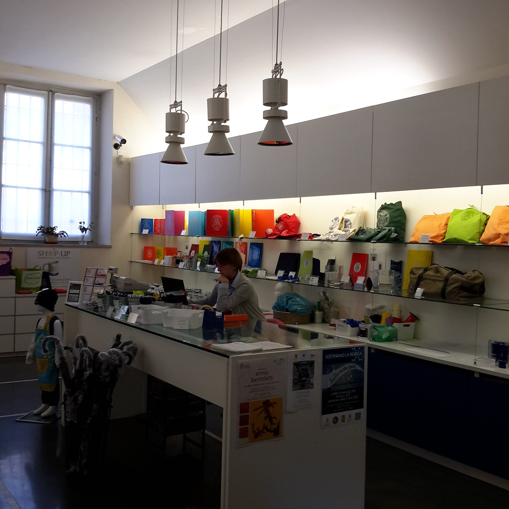 Shopup Pavia Lo scopo principale di ShopUp è quello di s… Flickr