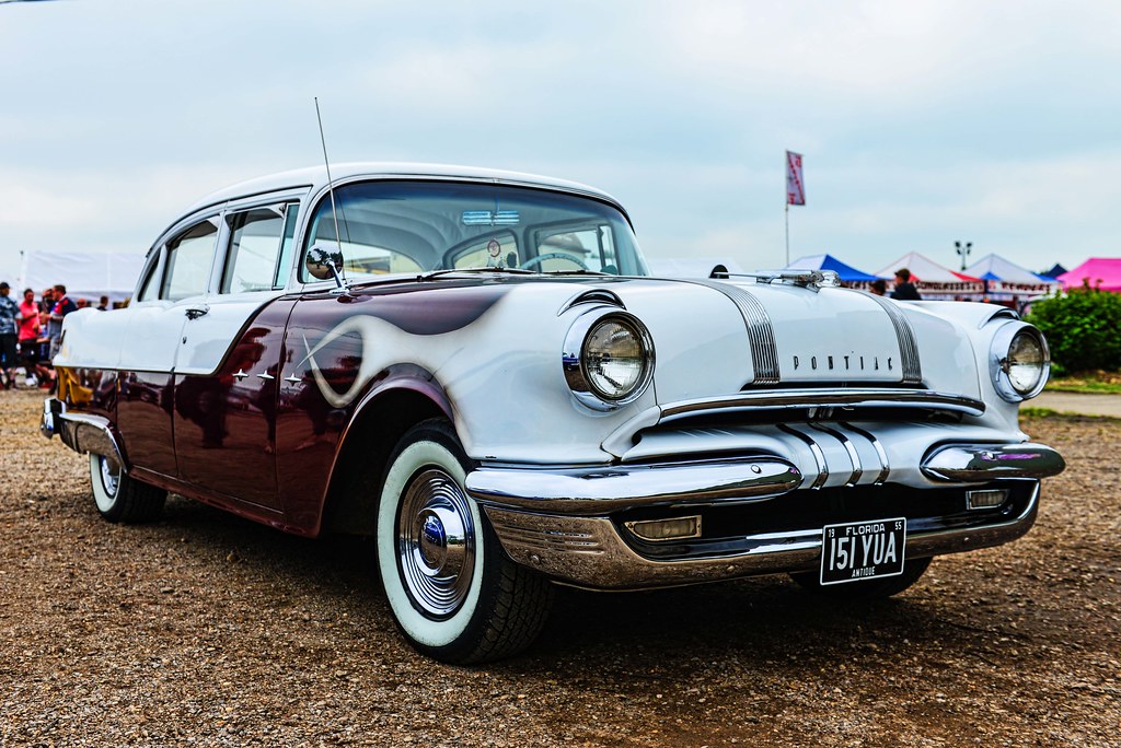 Pontiac. American Cars At Newark Retro Fest. Cycling Saint Flickr