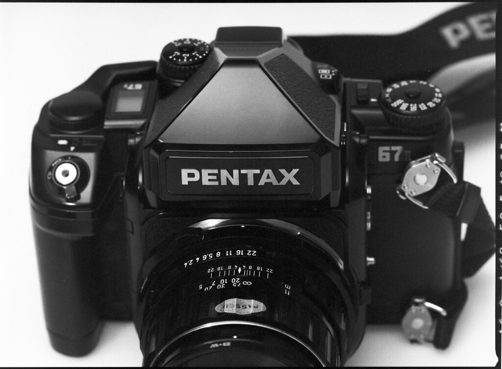 Pentax 67II with SMC Takumar 6x7 105mm 12.4 Closeup of… Flickr