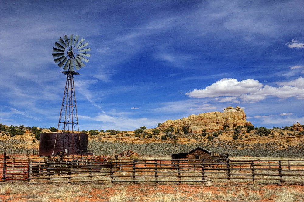 Pinnacle Valley The Paria Plateau is dotted with old ranch… Flickr