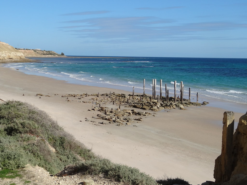 Port Willunga. Ruins of the early 1850 jetty. Port Willung… Flickr
