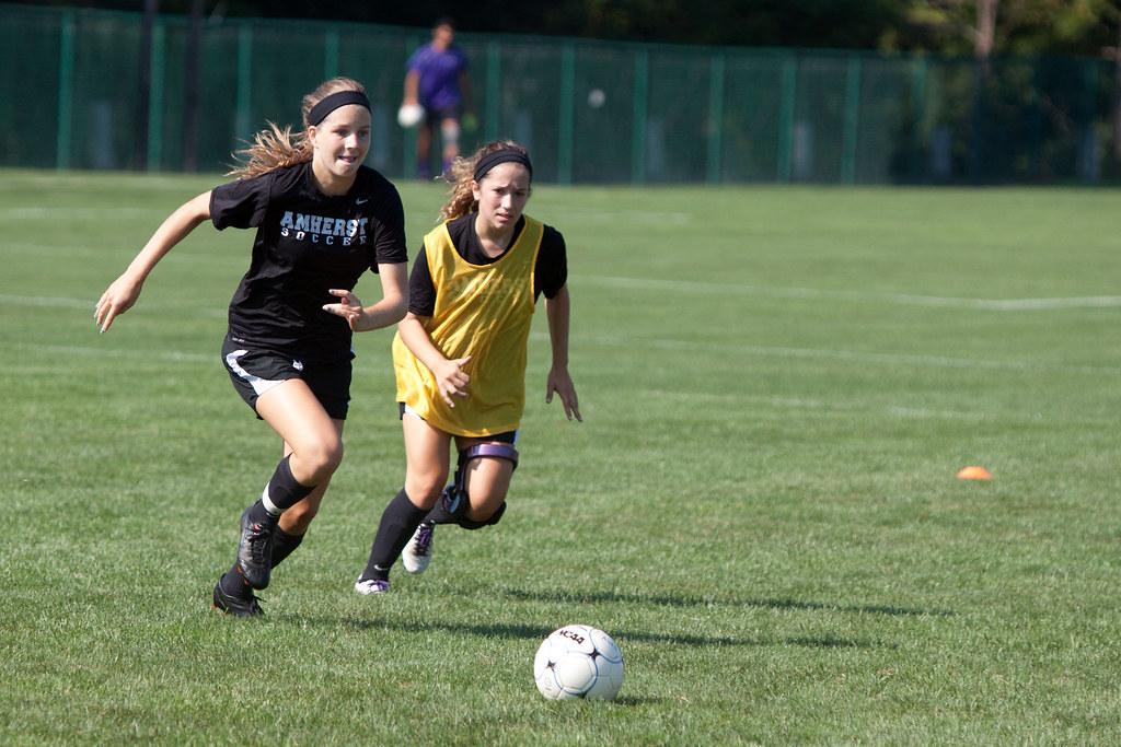Women's Soccer Practice The Amherst College women's soccer… Flickr