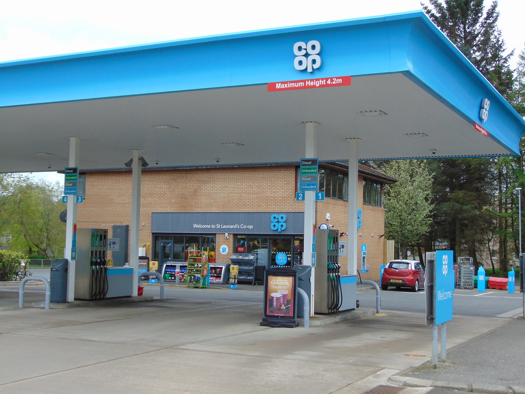 EAST KILBRIDE PFS {tCG} (High Common Rd, East Kilbride, La… Flickr