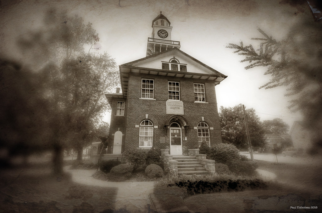 Old Town Hall. Thamesville, ON. Paul Thibodeau Flickr