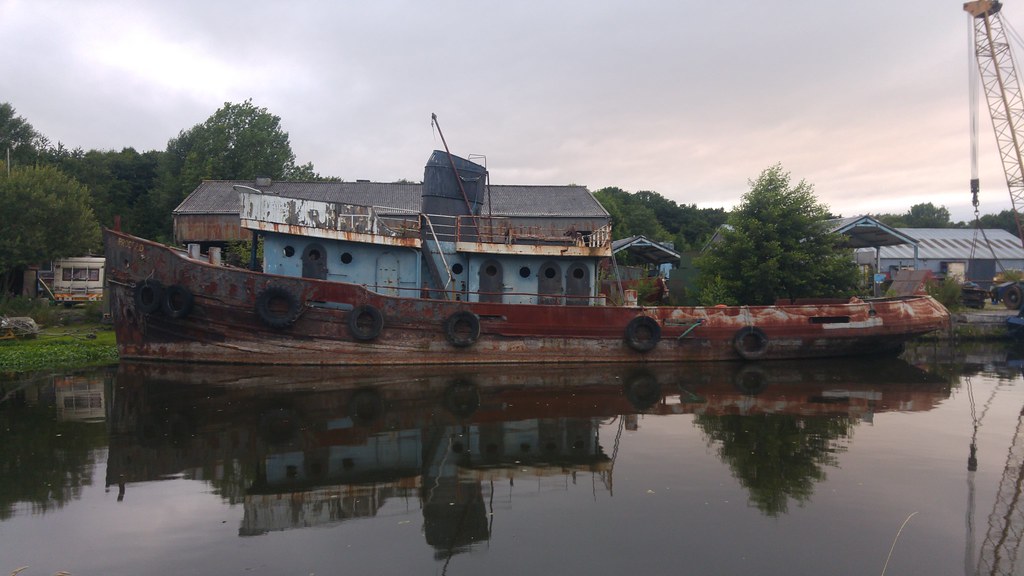 Riverside Walk Kingsmead, Northwich John Harding Flickr