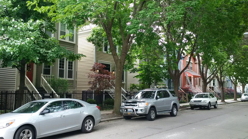 Chicago Homes of Dearborn Park These peakroofed houses we… Flickr