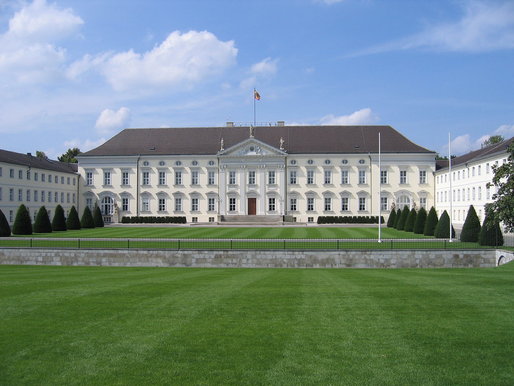 Schloss Bellevue The official residence of the federal pre… Flickr