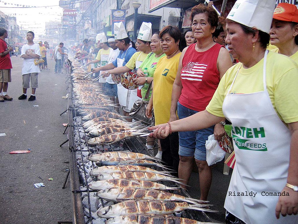 LONGEST BANGUS GRILL Longest Bangus Grill in Dagupan City,… Flickr