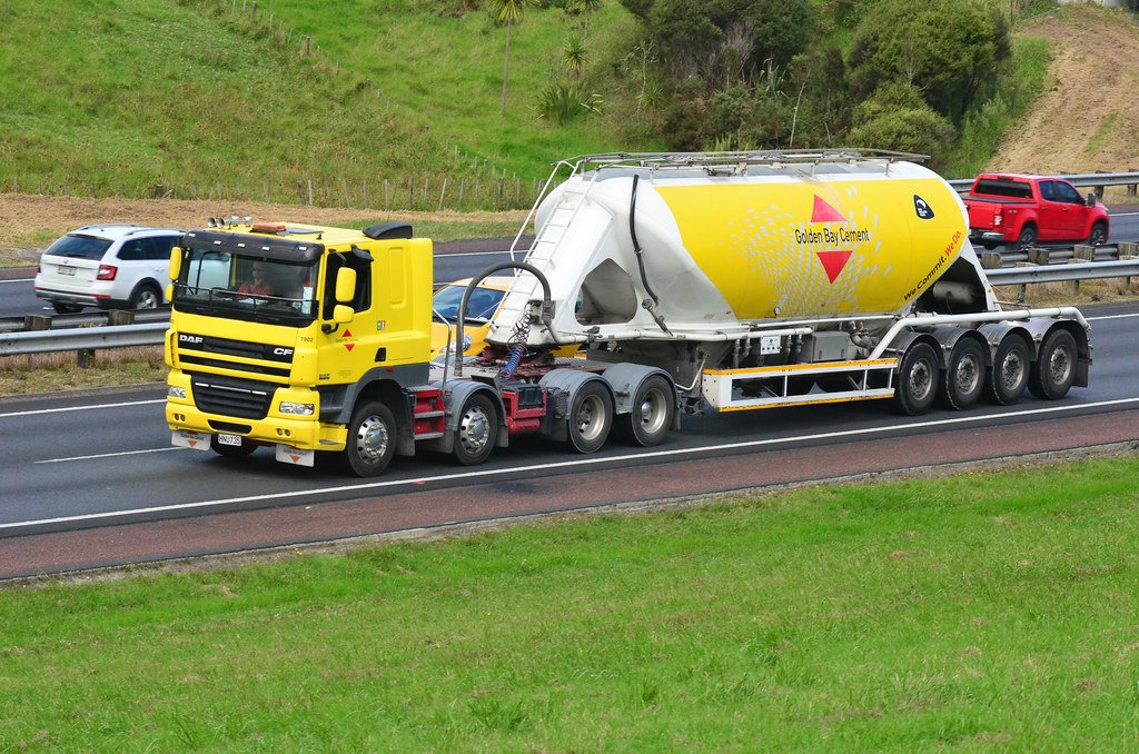 DAF CF, Golden Bay Cement Bawden Rd, Dairy Flat. 19th Mar … Flickr