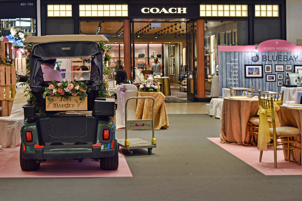 Wedding Dresses Promotion at the central atrium, VivoCity.… Choo