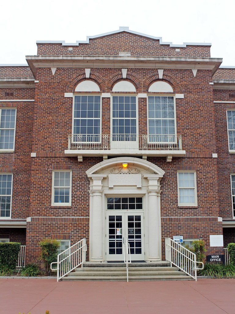 Osceola Middle School, Ocala View of the front entrance. T… Flickr