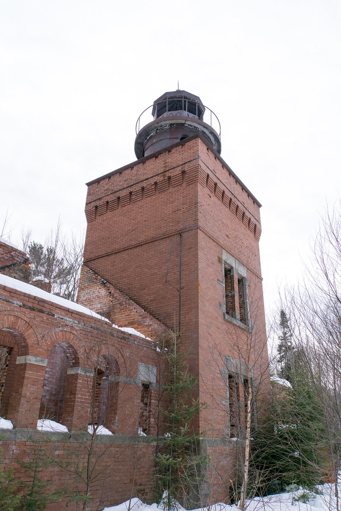 Fourteen Mile Point Lighthouse, March 201824 I camped out… Flickr