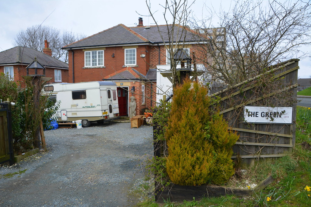 The Green, Seacroft The Green, Seacroft. The oldest remain… Flickr