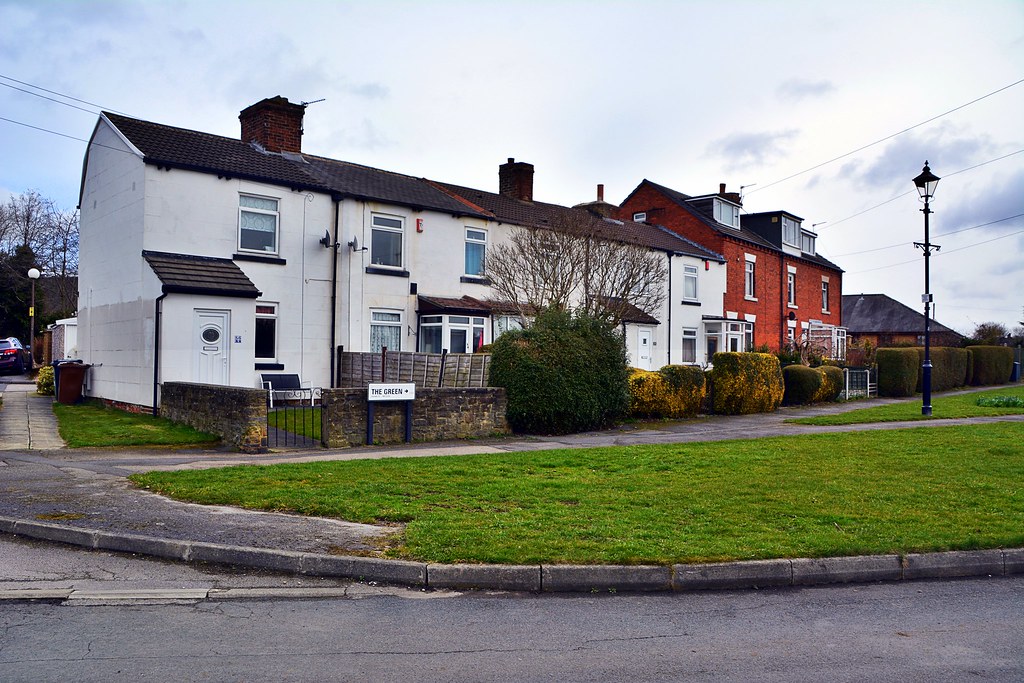 The Green, Seacroft The Green, Seacroft. The oldest remain… Flickr