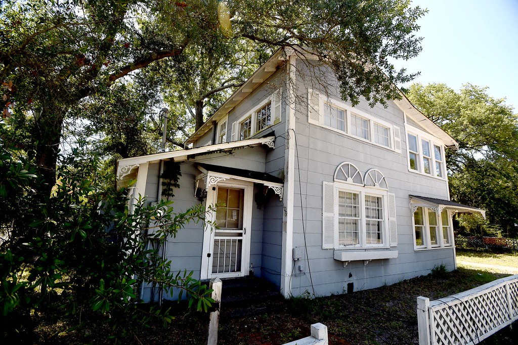 dugganhousebefore Here is the Duggan House from a July 201… Flickr