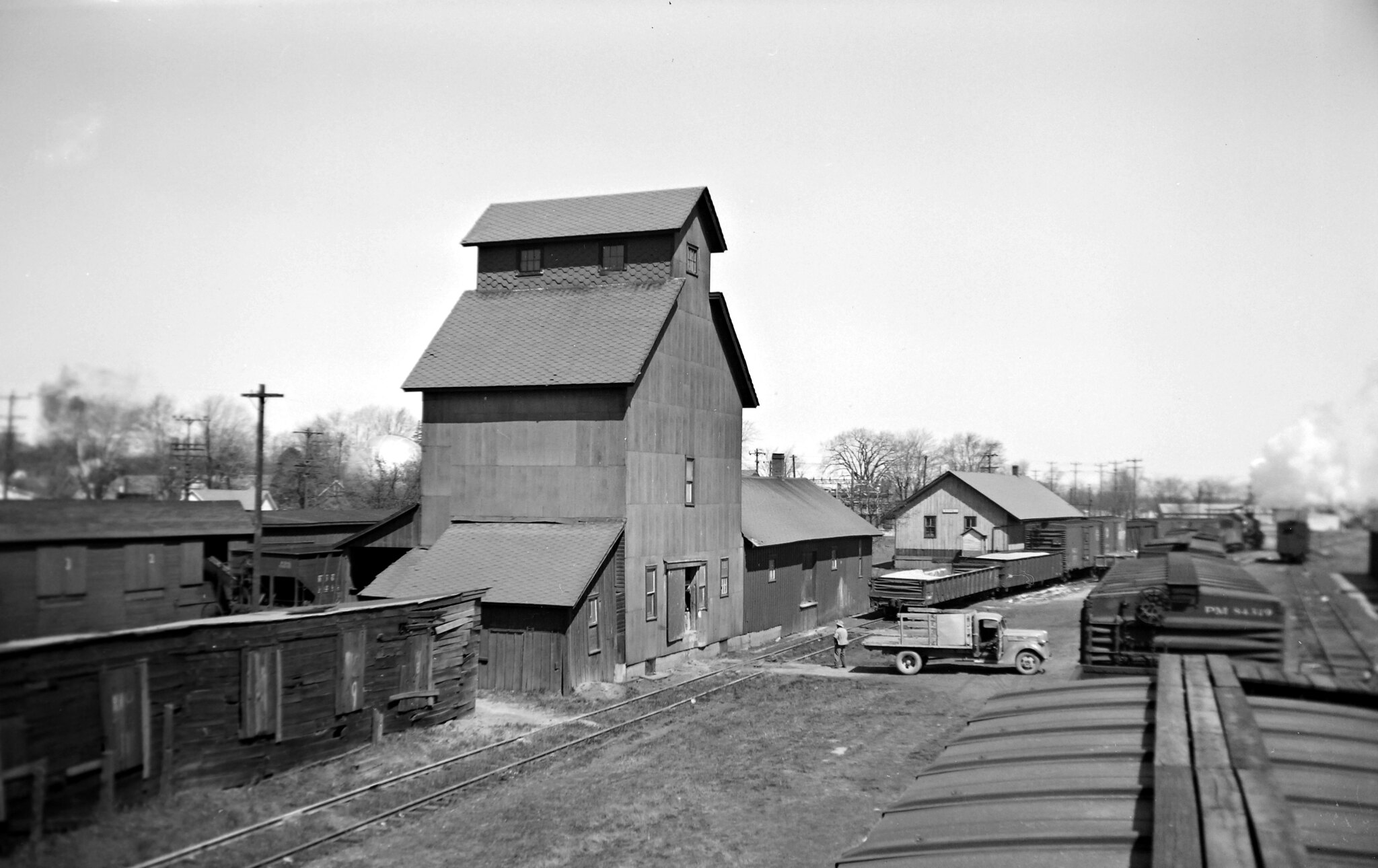 Grand Trunk Western Railroad by Robert Hadley Center for Railroad Photography & Art