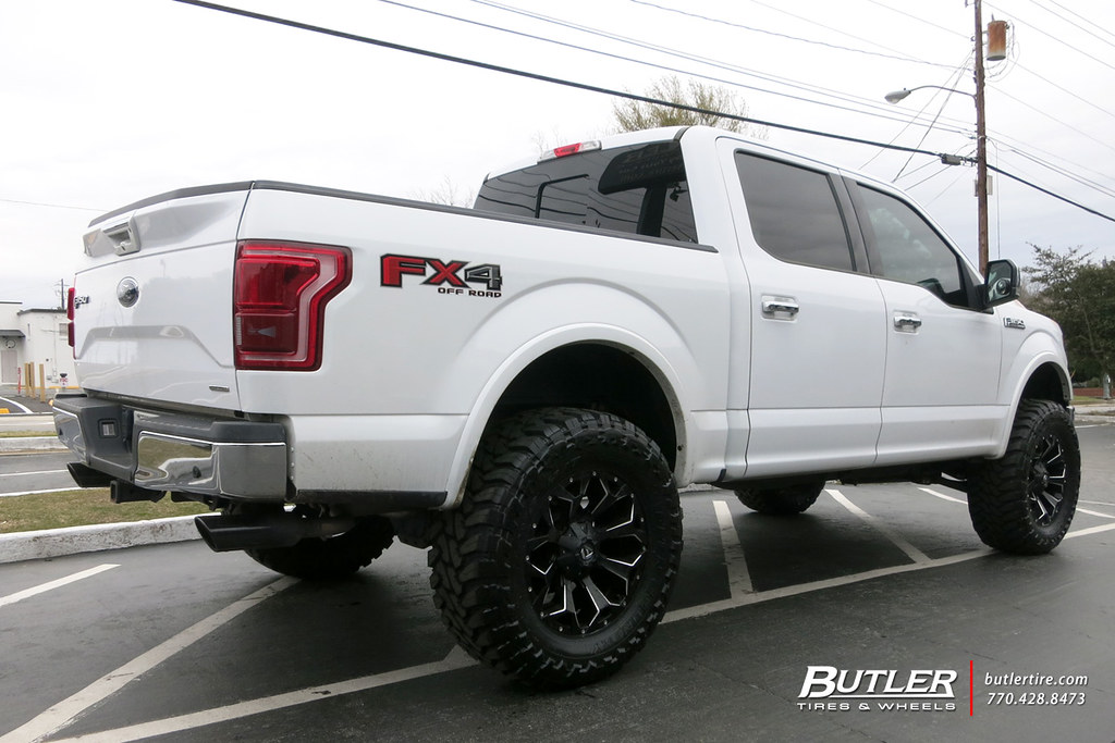 Ford F150 with 20in Fuel Assault Wheels and Toyo Open Cou