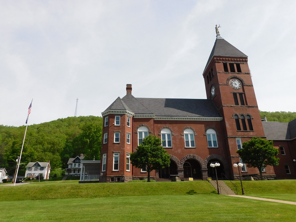 Cameron County Courthouse Emporium, Pennsylvania Construct… Flickr