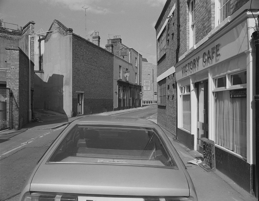 Holywell Row EC2, 1987 from the book Hackney Photographs 1… Flickr