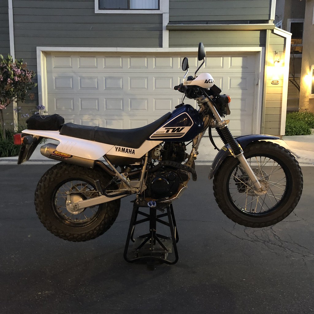 JNS Engineering Yamaha TW200 LED Headlight Upgraded the st… Flickr