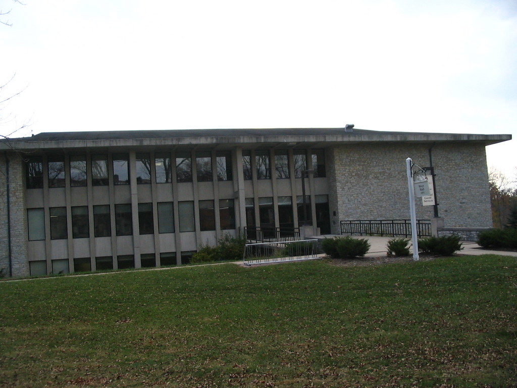 Hoyt Hall on Western Hoyt Hall, the career services center… Flickr