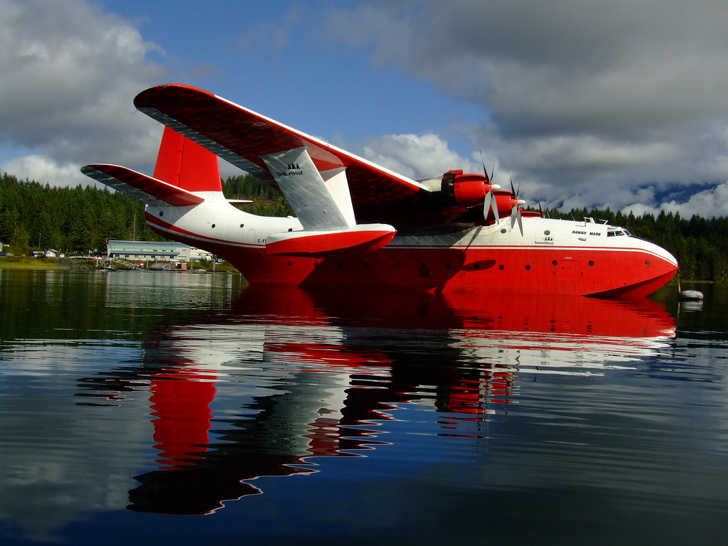 mirrored... hawaii mars water bomber reflected in sproat l… Flickr