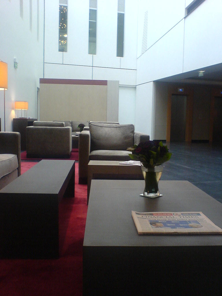 Clifford Chance Paris At first I thought I was in an airpo… Flickr