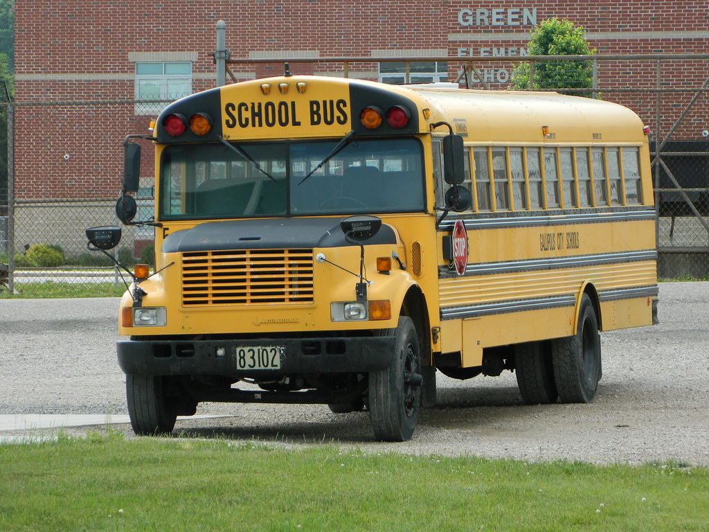 Gallipolis City Schools 5 (6) Bus lot Gallipolis, OH Flickr