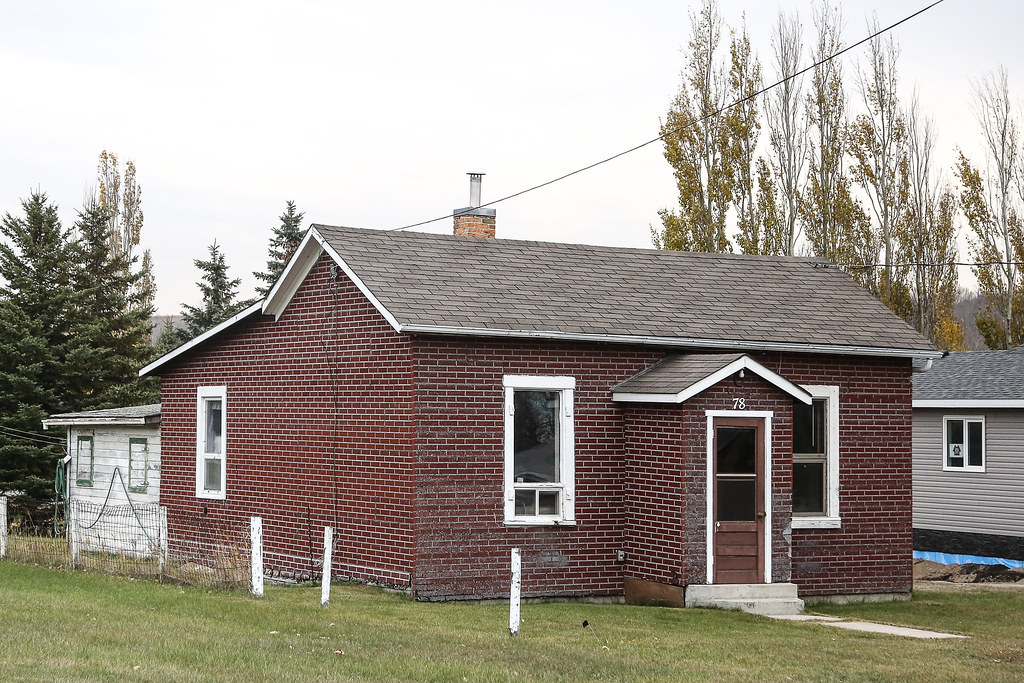 Neepawa Red Insulbrick Rural Rough Housing Not much left o… Flickr