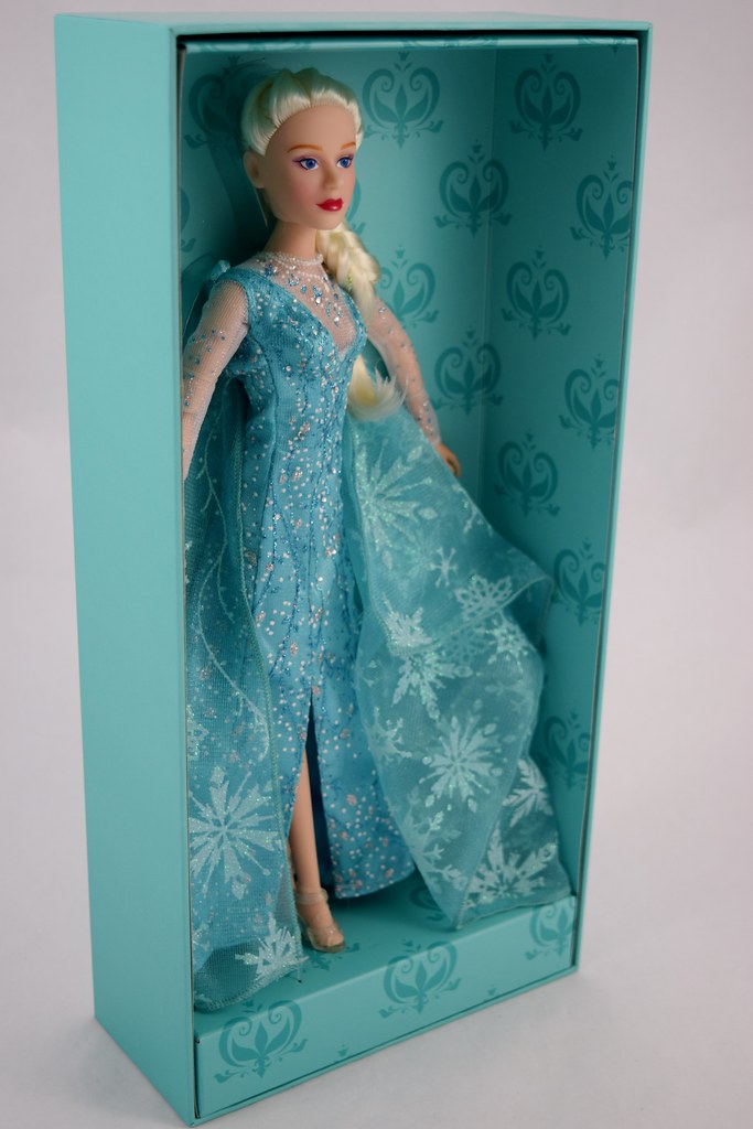 Frozen The Broadway Musical Collectibles Limited Edition Elsa Doll