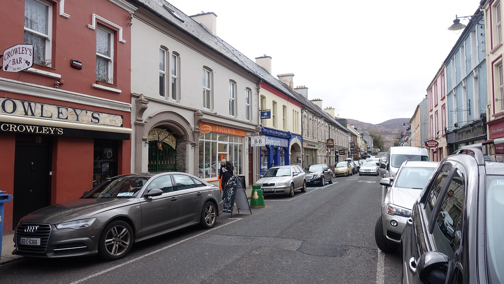 Henry Street, Kenmare, County Kerry, Ireland Kenmare (An N… Flickr