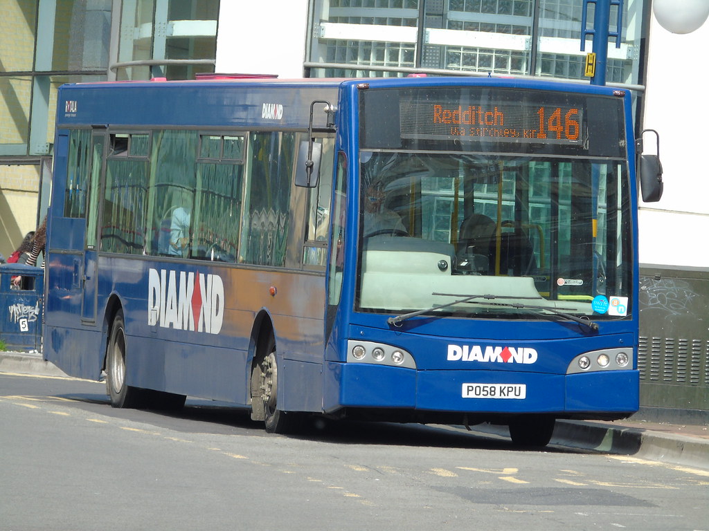 Diamond Buses Diamond Buses Redditch East Lancs Esteem Vol… Flickr