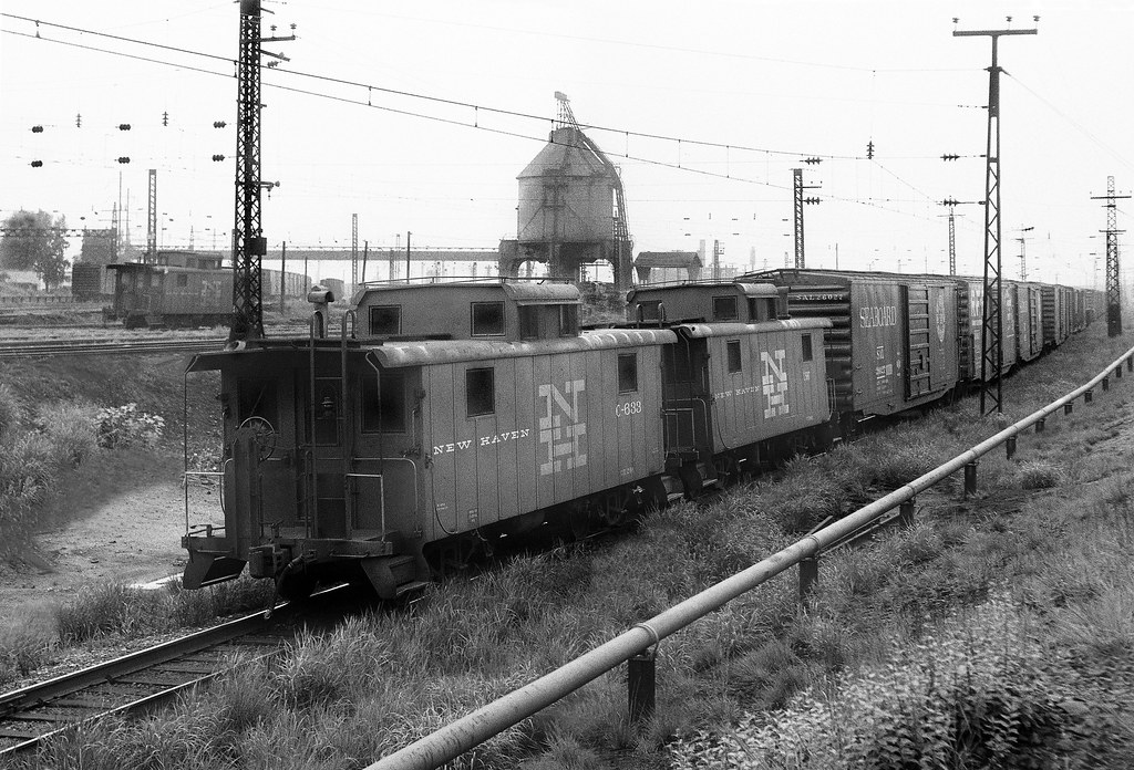 New Haven Railroad Caboose C633, along with another, brin… Flickr