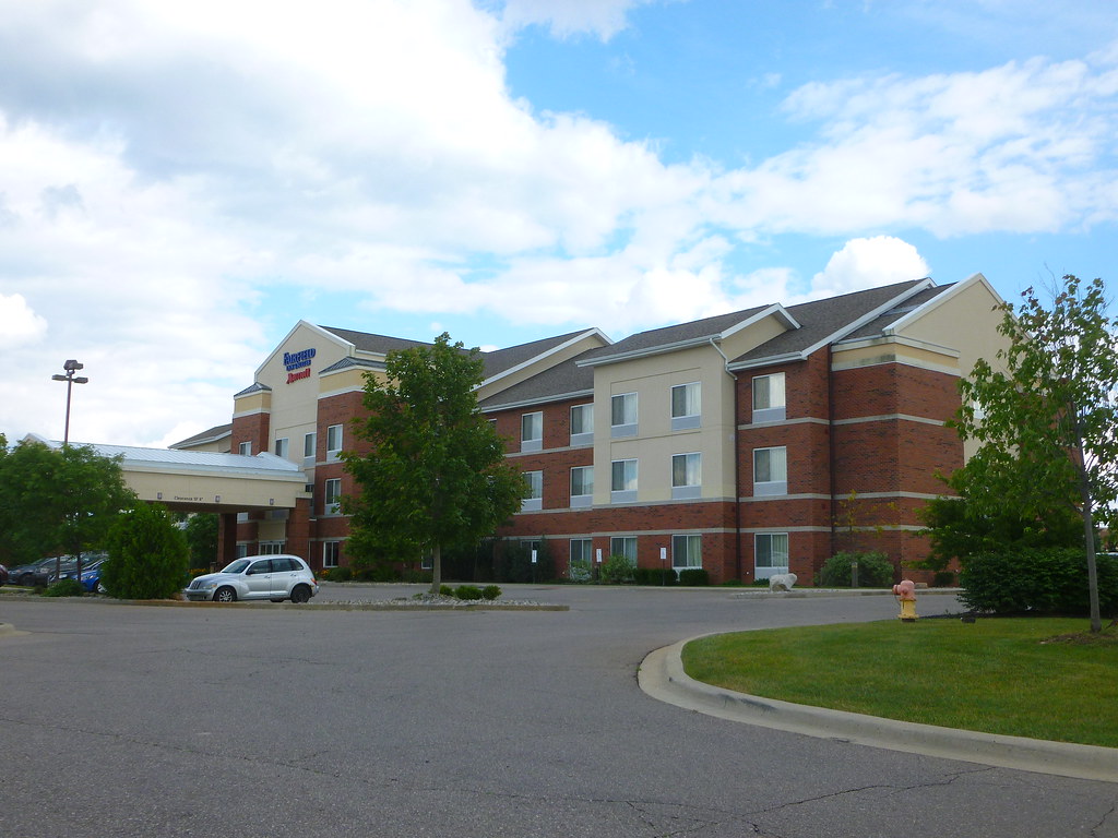 Fairfield Inn & Suites, Fenton, MI (3) 3125 W Silver Lake … Flickr