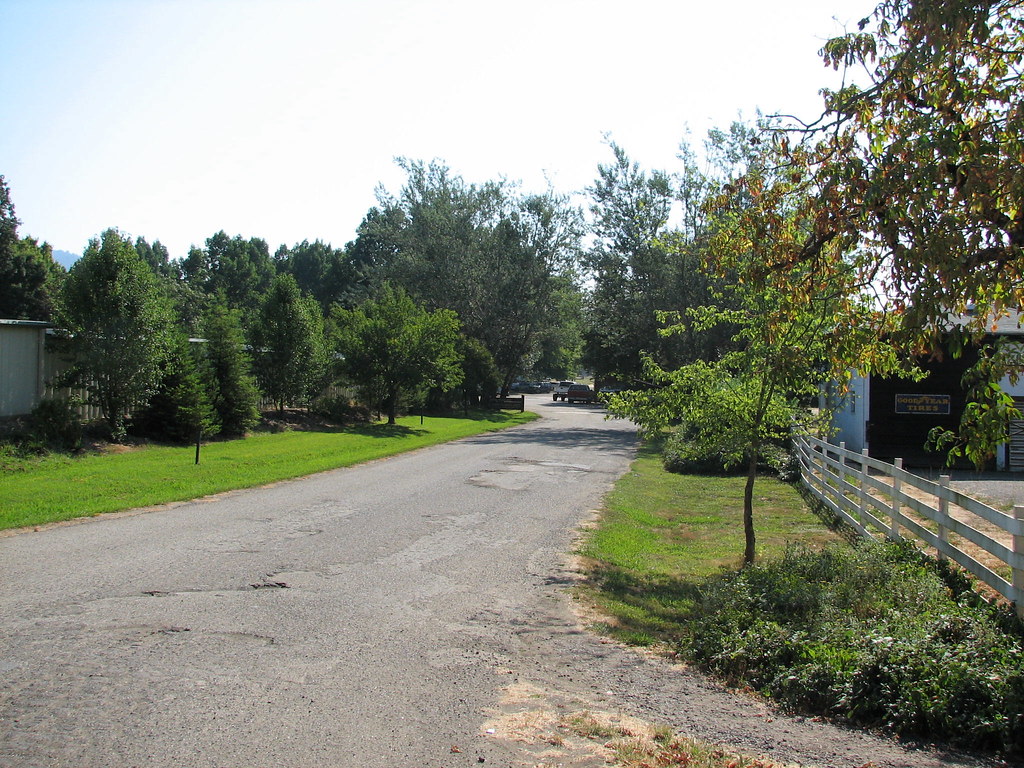 Quail Meadows Entrance Looking east from Highway 101 (Main… Flickr
