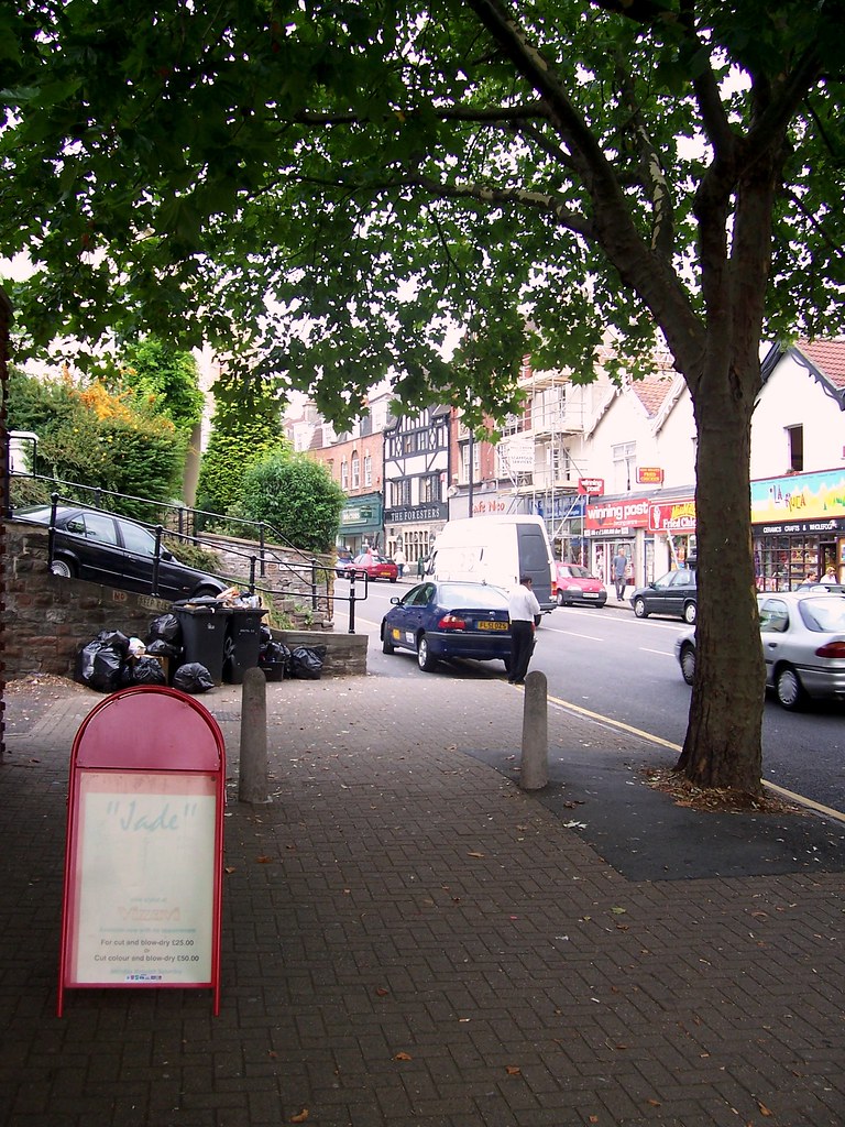 Gloucester Road, Bristol The steps to Meridian… Flickr